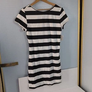 Zanzea Collections Black & White Striped Dress Low Back Bow Tye Medium NWT - Picture 1 of 7