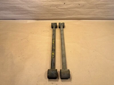 Juego de 2 conjuntos de eslabones superiores de suspensión trasera originales Triumph TR7 OEM Foto 1 de 4