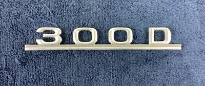 Adorno emblema mercedes-benz 300d 1238170915 Foto 1 de 4