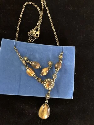 NIna Ricci 雅芳正品老虎眼“Y”项链礼品套装带耳环日期 2008 — 第 1/4 张图片