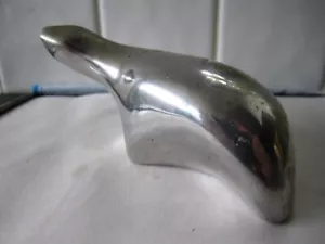 Vintage Aluminum Polar Bear Sculpture by Hoselton of Canada - Signed & Numbered - Picture 1 of 5