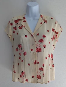 Women's 100% Silk Blouse Ivory Red Floral Size 6 Fit & Flare Pleated - Picture 1 of 9