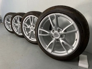 Porsche 997.2 18 pollici Carrera IV trazione posteriore ruote invernali Pirelli 7,5 mm C2 S - Foto 1 di 6