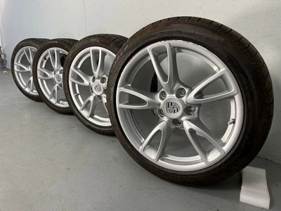 Porsche 997.2 18 Zoll Carrera IV Heckantrieb Winter Räder Pirelli 7,5mm C2 S - Bild 1 von 4