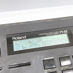 ROLAND R-8 Human Rhythm Composer Konverter Installation getestet mit Stromkabel Jp - Bild 1 von 15