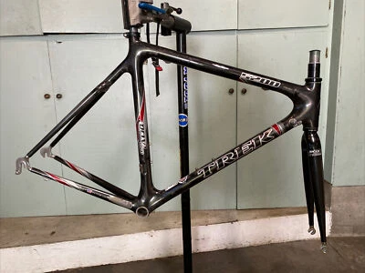 Juego de cuadro de fibra de carbono Trek 5200 58 cm, 700c Foto 1 de 4