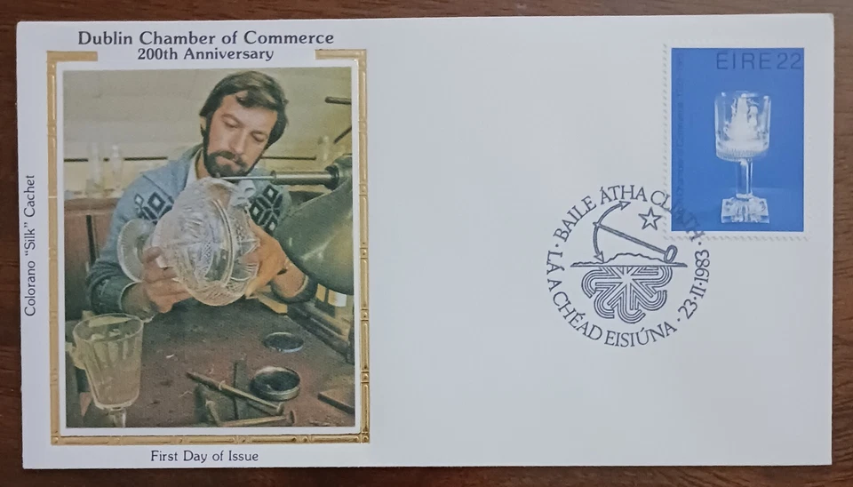 IRLANDA - 1983 - CÁMARA DE COMERCIO DE DUBLÍN - CACHÉ DE SEDA COLORANO - FDC - EN MUY BUEN ESTADO #77 Foto 1 de 1