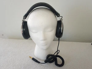 Vintage Koss Pro Corded Stereo Headphones Amp Plug In Over Ear Classic - Picture 1 of 7