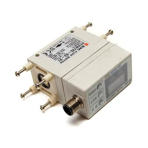 SMC Pneumatic PF2W720-03-27 Strömungsschalter 1MPa Luft 12-24VDC Digital - Bild 1 von 6