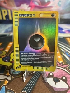 Carta Pokémon Darkness Energy Aquapolis 142/147 Raro Holograma Inverso - Imagen 1 de 4