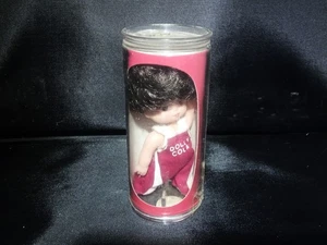 Muñeca DOLLY COLA 4" Playmates POP de colección de los años 70 en lata de refresco de plástico - Imagen 1 de 7