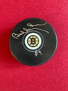 Bobby Orr, "Autographed"(JSA) Bruins Puck (Scarce / Vintage) - Picture 1 of 2