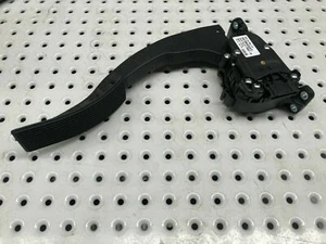 NEW GENUINE FORD FALCON BF, FG, FGX AUTO TRANS ACCELERATOR PEDAL (FLY BY WIRE) - Picture 1 of 3