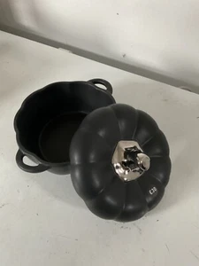 BLACK PUMPKIN CASSERO 1 STÜCK  - Bild 1 von 24