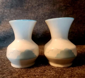 2 Piece Vintage LEART Mini Vases - Made In Brazil - White and Blue Clouds Vase - Picture 1 of 2