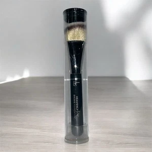 It Cosmetics Heavenly Luxe Bye Bye Foundation Brush #22 - Picture 1 of 7