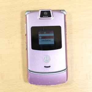 Cellulare Motorola RAZR V3 rosa vintage per parti di ricambio #117 - Foto 1 di 3