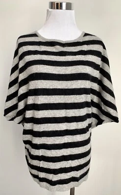 Suéter Glam Gris Negro Rayas Dolman Manga Corta Angora Informal Talla S Foto 1 de 4