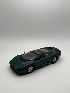 Welly 1993 Jaguar Xj220 Diecast Car 1/24 Green Teal Model Diecast Car - Picture 1 of 6