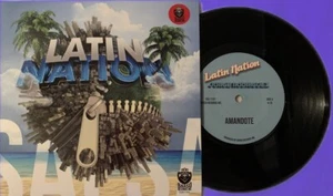 Latin Nation/Nacion Latina - Amandote/ Ella..! Me Falta Ella - 7", 45 RPM (New) - Foto 1 di 3