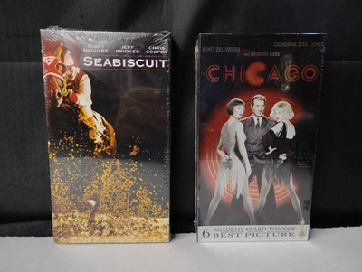 VHS Lot Of 2 Factory Sealed VHS Movies : (2003) Seabiscuit / (2003) Chicago  - Imagem 1 de 4