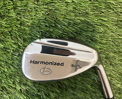 Cuña de lanzamiento armonizada Wilson PW 50* cuña de acero para hombre diestro Foto 1 de 4