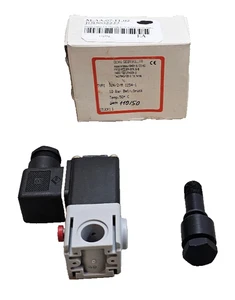 New Gemu 88003986 Input Valve Solenoid 324 2M 125 41 24 3/2 Ways 110V/50Hz - Picture 1 of 8