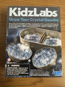 Kidz Labs GROW YOUR CRYSTAL GEODES Kid Fun Educational Nature Science Kit NEW! - Picture 1 of 7