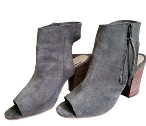 Women's DIBA Size 8M Peep Toe Ankle Boots Heels Olive Green Suede Zipper - Picture 1 of 11