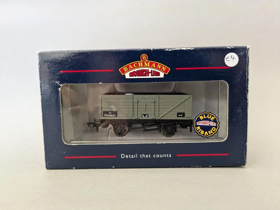 37-102 Bachmann OO Gauge 13 Ton 7-Plank Wagon BR/PO Grey M608163 - Old Tooling - Image 1 of 2
