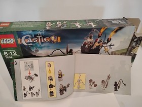LEGO Castle: Skeletons' Prison Carriage (7092)