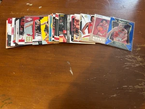 Lot of 31 Joakim Noah basketball cards Florida Chicago Bulls RCs, inserts+ - Picture 1 of 2