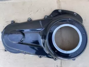 Harley-Davidson Touring Milwaukee-Eight cubierta primaria exterior negra 2017-2023 OEM - Imagen 1 de 7