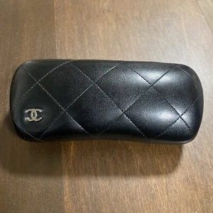 Chanel Medium Used Black Quilted Sunglasses Case - Picture 1 of 4