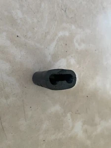 Lote 189-2, 1981 Honda ATC70 cadena deslizante, inferior - Imagen 1 de 3