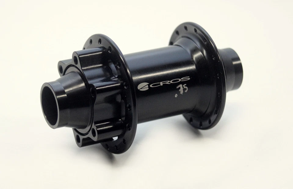 Buje delantero Acros .75 Disc 20 x 110 mm 32 orificios MTB DH FREERIDE 6 orificios NUEVO EXCELENTE Foto 1 de 1