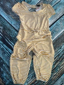 Picapino White & Yellow Stripe Print Short Sleeve Jumpsuit Girls Size 4 NWT A20 - Picture 1 of 6