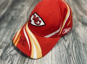 KANAS CITY CHIEFS REEBOK NFL FIELD EQUIPMENT HAT SIGNED CAP DERRICK JOHNSON #56 - Picture 1 of 5