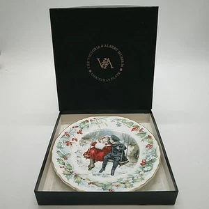 Victoria & Albert Museum Bone China Compton & Woodhouse 1989 Xmas Plate + Box - Picture 1 of 13
