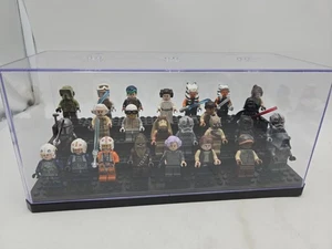 Lego Star Wars Figuren Konvolut in Präsentationsvitrine - Bild 1 von 4