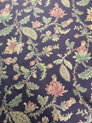 Nueva tela de algodón estampada floral: HOJA FRANCESA púrpura Lee Jofa vendido por yarda Foto 1 de 4
