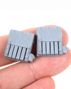 16183 1:16 MP40 Ammunition Pouches (set of two) - Picture 1 of 5