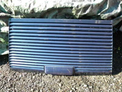 87 Ferrari Mondial 3.2 tapa motor capó Foto 1 de 3