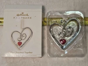 Hallmark Keepsake Ornament - 2006 Our Christmas Together NOS - Picture 1 of 7