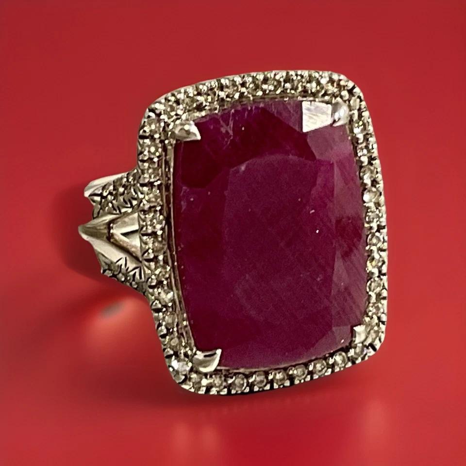 NUEVO SIN ETIQUETAS ANILLO DE CADENA CLÁSICO RUBÍ CORTE MÁGICO DIAMANTES ESTERLINA JOHN HARDY TALLA 7 Foto 1 de 4