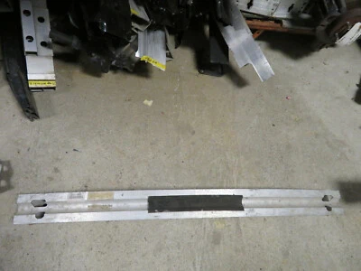 2001-2003 LEXUS RX300 OEM REAR BUMPER REINFORCEMENT IMPACT BAR FACTORY  Foto 1 de 4