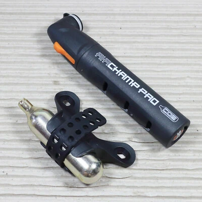 SKS 10429 Airchamp Pro Co2 Kartuschen Pumpe + Co2 Patrone + Halter für Rahmen - Bild 1 von 4