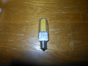 New Satco Led E12 Candelabra Mini Capsule 4W 5000K Light Bulb Model # S11211 - Picture 1 of 3