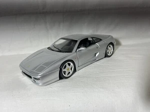 Ferrari F355 modelo fundido a presión escala 1/18 Hot Wheels - plateado - Imagen 1 de 13