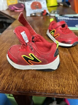Zapatos New Balance Rojo 545 Bungee Encaje Niño Talla 3 Foto 1 de 4